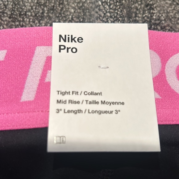 Nike Pro,tight fit,mid rise - Picture 2 of 4